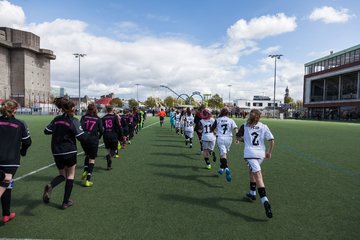 Bild 3 - B-Juniorinnen St.Pauli - C-Juniorinnen SV Steinhorst : Ergebnis: 1:2